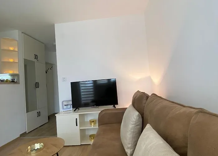 апартман милица アパート