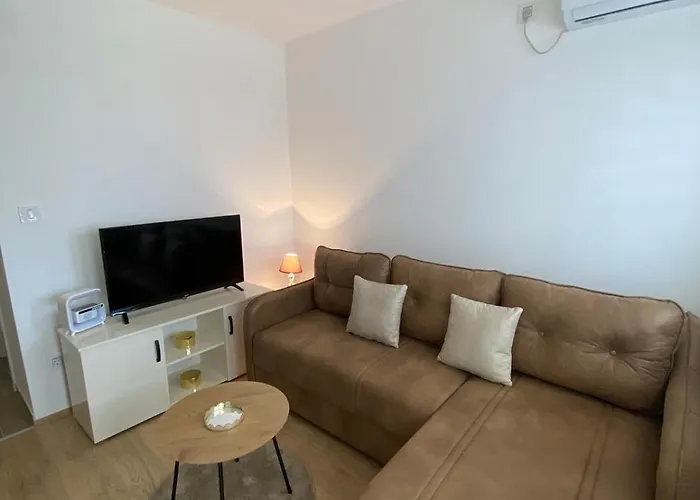 апартман милица アパート